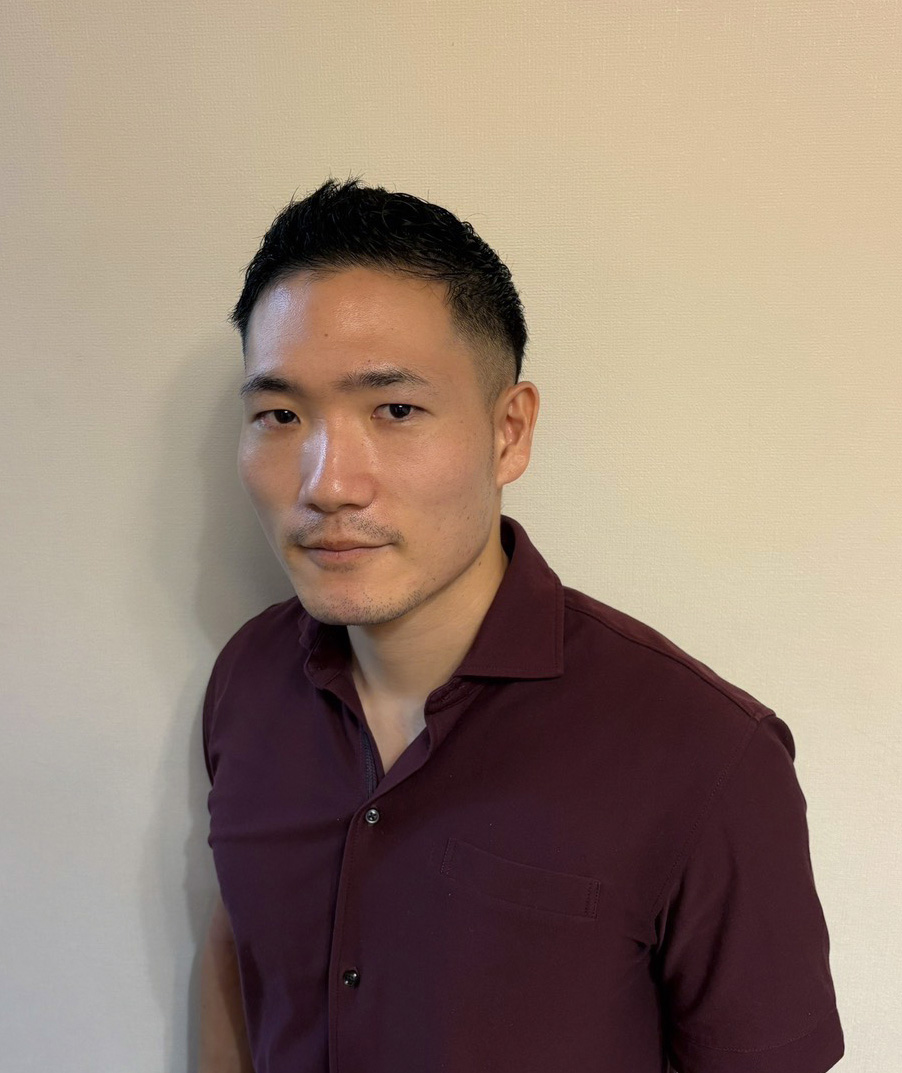 施術者 小泉 潤弥